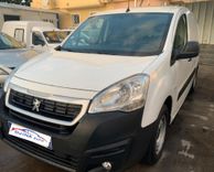 voiture occasion PEUGEOT PARTNER à la Réunion disponible sur noutlauto.re