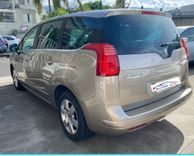 voiture occasion PEUGEOT 5008 à la Réunion disponible sur noutlauto.re