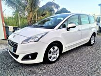 voiture occasion PEUGEOT 5008 à la Réunion disponible sur noutlauto.re