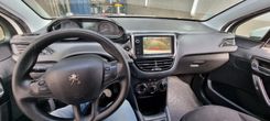 voiture occasion PEUGEOT 208 à la Réunion disponible sur noutlauto.re