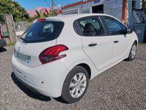 voiture occasion PEUGEOT 208 à la Réunion disponible sur noutlauto.re