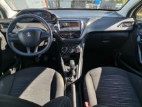 voiture occasion PEUGEOT 208 à la Réunion disponible sur noutlauto.re