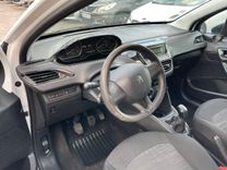 voiture occasion PEUGEOT 208 à la Réunion disponible sur noutlauto.re