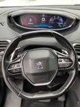 voiture occasion PEUGEOT 3008 à la Réunion disponible sur noutlauto.re