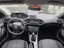 voiture occasion PEUGEOT 308 à la Réunion disponible sur noutlauto.re