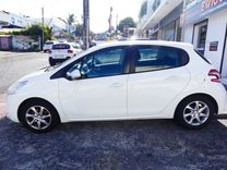 voiture occasion PEUGEOT 208 à la Réunion disponible sur noutlauto.re