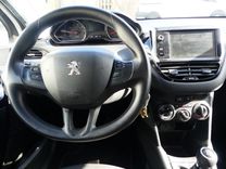 voiture occasion PEUGEOT 208 à la Réunion disponible sur noutlauto.re