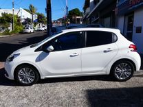 voiture occasion PEUGEOT 208 à la Réunion disponible sur noutlauto.re