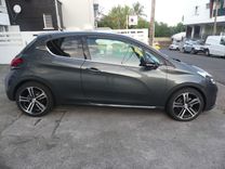 voiture occasion PEUGEOT 208 à la Réunion disponible sur noutlauto.re