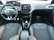 voiture occasion PEUGEOT 208 à la Réunion disponible sur noutlauto.re