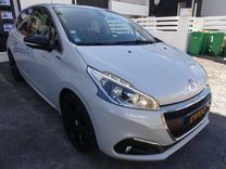 voiture occasion PEUGEOT 208 à la Réunion disponible sur noutlauto.re