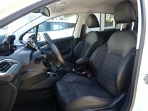 voiture occasion PEUGEOT 208 à la Réunion disponible sur noutlauto.re