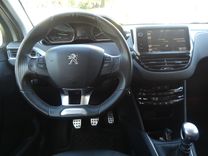 voiture occasion PEUGEOT 208 à la Réunion disponible sur noutlauto.re