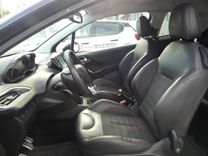 voiture occasion PEUGEOT 208 à la Réunion disponible sur noutlauto.re