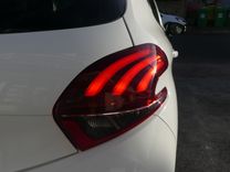 voiture occasion PEUGEOT 208 à la Réunion disponible sur noutlauto.re
