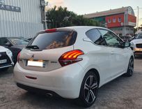 voiture occasion PEUGEOT 208 à la Réunion disponible sur noutlauto.re