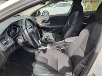 voiture occasion VOLVO V 40 à la Réunion disponible sur noutlauto.re