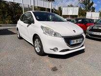 voiture occasion PEUGEOT 208 à la Réunion disponible sur noutlauto.re