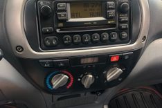 voiture occasion TOYOTA RAV4 à la Réunion disponible sur noutlauto.re