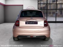 voiture occasion FIAT 500 NOUVELLE MY22 SERIE 1 STEP 2 à la Réunion disponible sur noutlauto.re