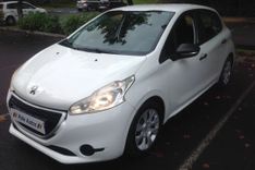 voiture occasion PEUGEOT 208 à la Réunion disponible sur noutlauto.re