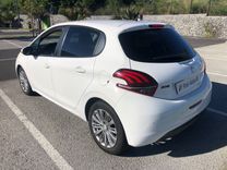 voiture occasion PEUGEOT 208 à la Réunion disponible sur noutlauto.re