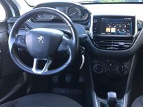 voiture occasion PEUGEOT 208 à la Réunion disponible sur noutlauto.re