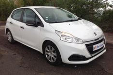 voiture occasion PEUGEOT 208 à la Réunion disponible sur noutlauto.re