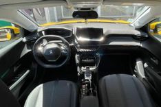 voiture occasion PEUGEOT 208 à la Réunion disponible sur noutlauto.re