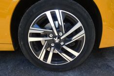 voiture occasion PEUGEOT 208 à la Réunion disponible sur noutlauto.re