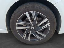 voiture occasion PEUGEOT 208 à la Réunion disponible sur noutlauto.re