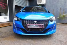 voiture occasion PEUGEOT 208 à la Réunion disponible sur noutlauto.re