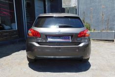 voiture occasion PEUGEOT 308 à la Réunion disponible sur noutlauto.re