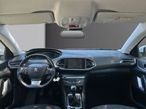 voiture occasion PEUGEOT 308 à la Réunion disponible sur noutlauto.re