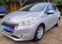 voiture occasion PEUGEOT 208 à la Réunion disponible sur noutlauto.re