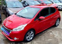 voiture occasion PEUGEOT 208 à la Réunion disponible sur noutlauto.re
