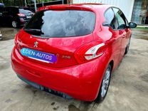 voiture occasion PEUGEOT 208 à la Réunion disponible sur noutlauto.re
