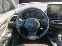 voiture occasion TOYOTA C-HR HYBRIDE MY20 à la Réunion disponible sur noutlauto.re