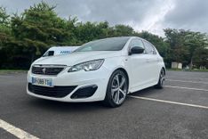 voiture occasion PEUGEOT 308 à la Réunion disponible sur noutlauto.re