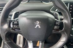 voiture occasion PEUGEOT 308 à la Réunion disponible sur noutlauto.re